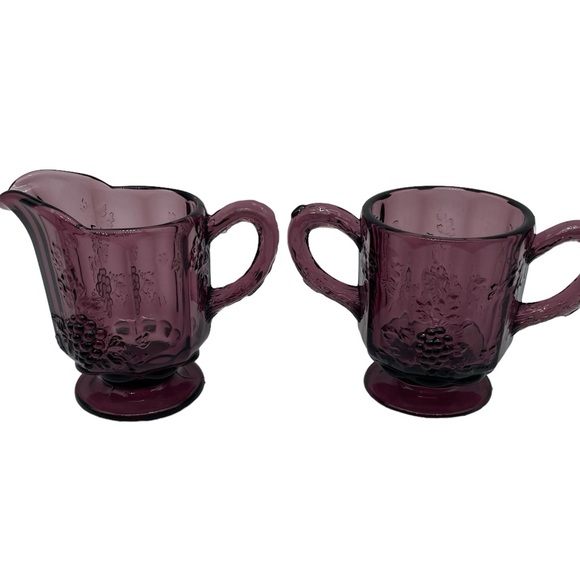 Westmoreland amethyst purple sugar bowl and creamer - Picture 1 of 6